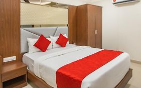 Hotel Hometown Near Us Embassy Bkc
